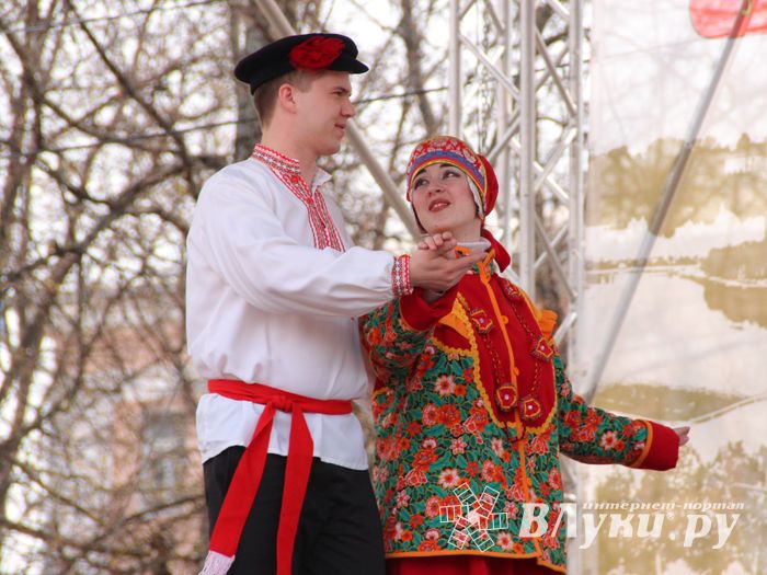 СТЦ «СтройСам» порадовал великолучан на универсальной ярмарке «Весна-2018» (ФОТО)