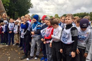 В Великих Луках стартовал Всероссийский день бега «Кросс нации-2017» (ФОТО)