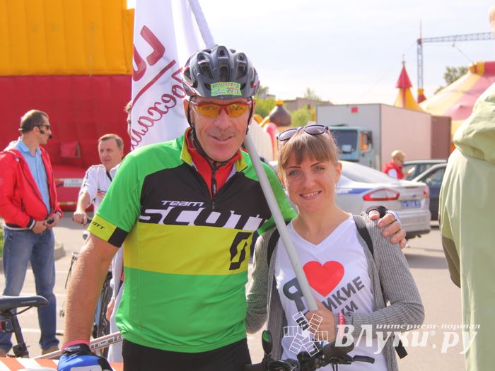 В Великих Луках прошёл Велопарад (ФОТО)