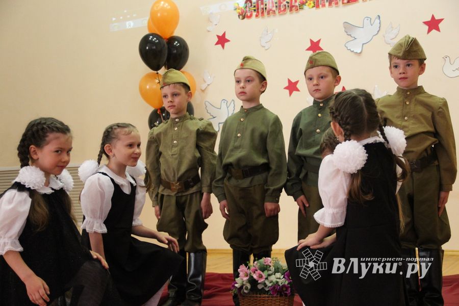 «Был и есть у России вечной прочности вечный запас!» (ФОТО)