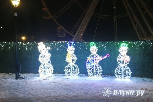 В Кремле оценили возможность продления новогодних каникул из-за COVID-19