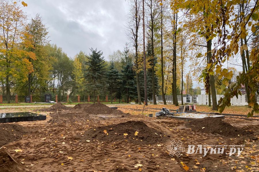 Продолжается реконструкция воинского мемориала (ФОТО)