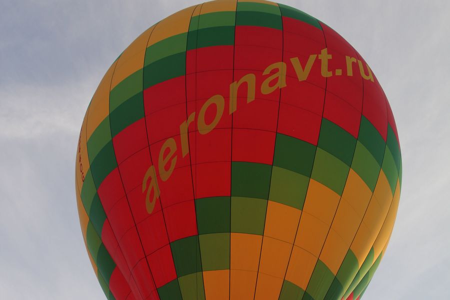 В Великих Луках открылась Международная юбилейная встреча воздухоплавателей (фото)