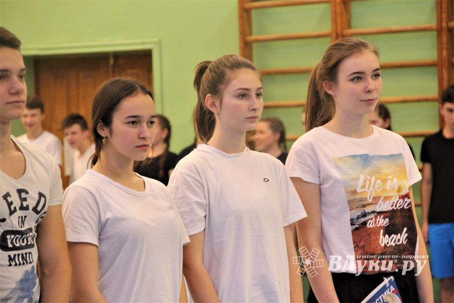 В Великих Луках прошло Первенство города по командной гимнастике (ФОТО)