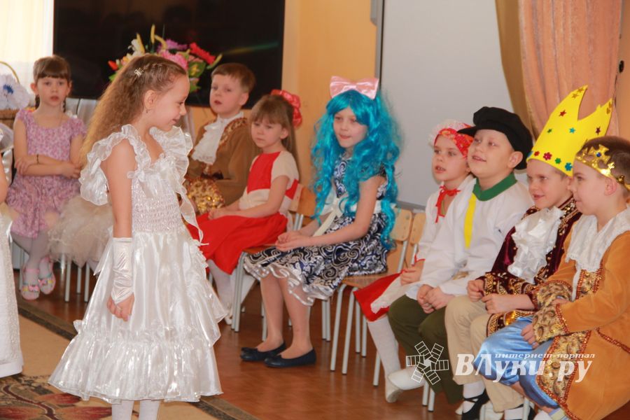 8 марта в саду 26