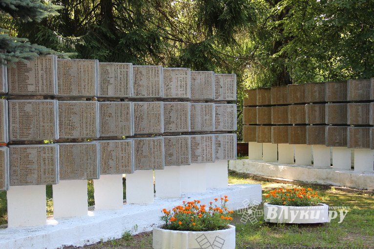 В Великих Луках прошел День памяти и скорби