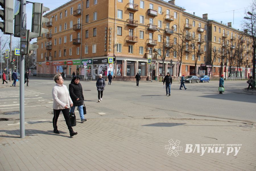 Великие Луки показывают не лучший индекс самоизоляции (ФОТО)