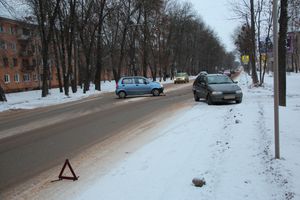 Две легковушки столкнулись на Гагарина (ФОТО)