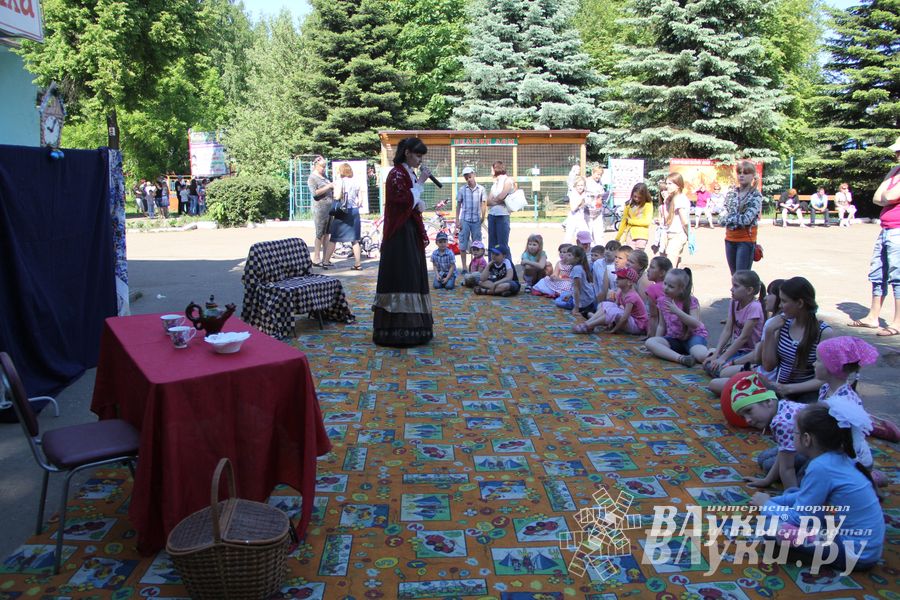 День защиты детей отпраздновали В Великих Луках (фото)