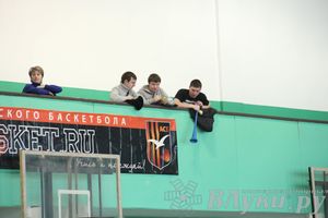 Баскетболисты Великих Лук сыграли со сборной Дмитрова