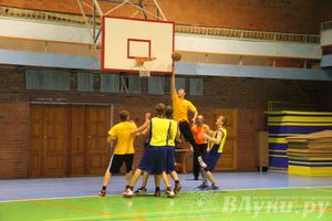 Команда «Велмаш-С» стала лучшей на Первенстве города по стритболу (фото)