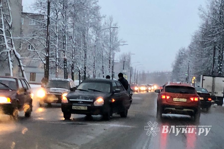 Фотофакт: ДТП на проспекте Гагарина