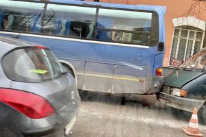 Ещё одно ДТП с «ГАЗелью» произошло в Великих Луках (ФОТО)