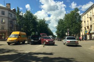 ФОТОФАКТ: ДТП на перекрестке 