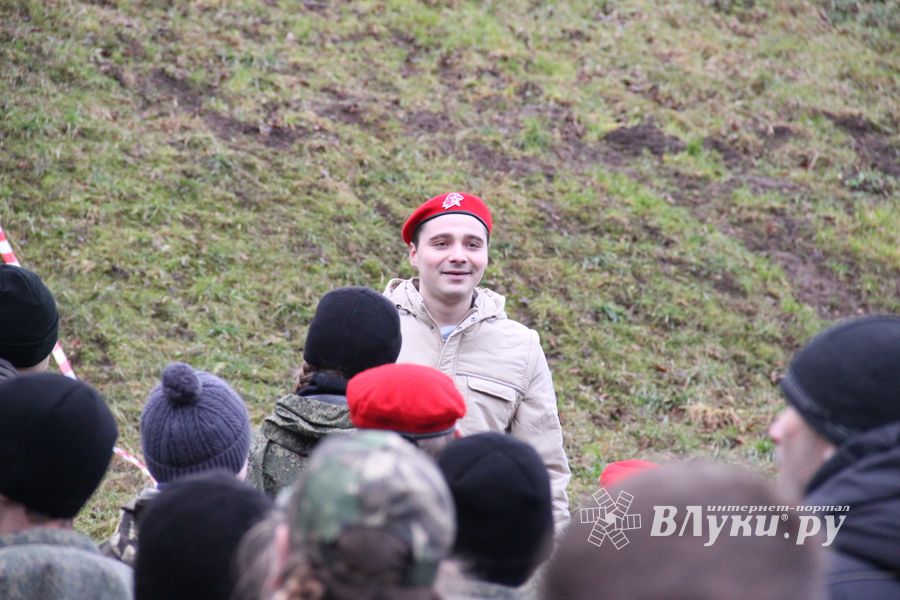 В Великих Луках проходит открытая военно-патриотическая игра «Юнармия-Великие Луки-2020» (ФОТО)