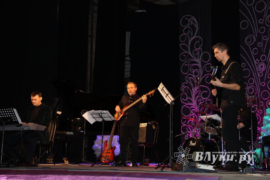 В Великих Луках состоялся концерт «Рождественский джаз» (фото)