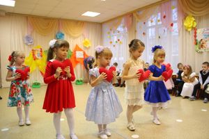 В детском саду №16 поздравляли мам (ФОТО)