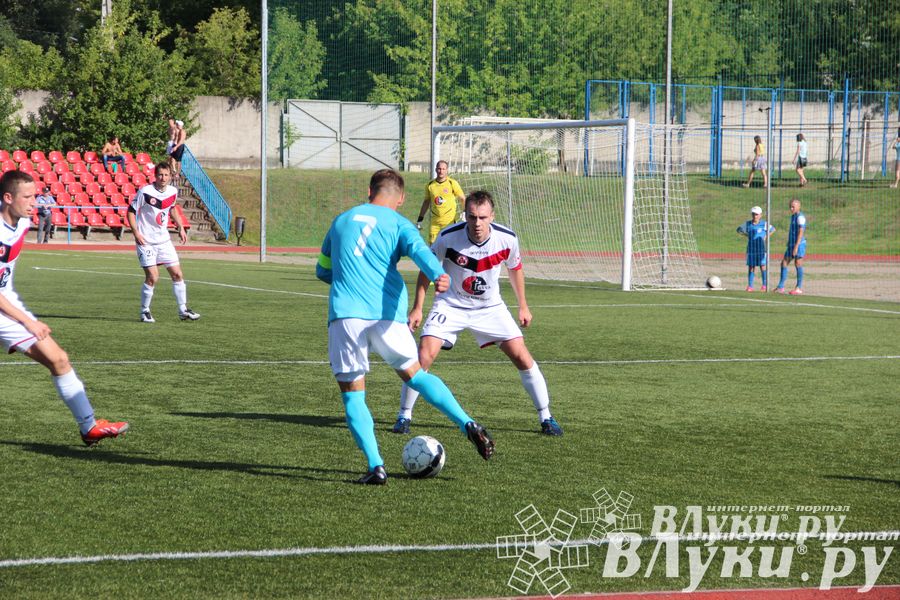В Великих Луках состоялся матч «Луки-Энергия» — «Звезда» (Санкт-Петербург)
