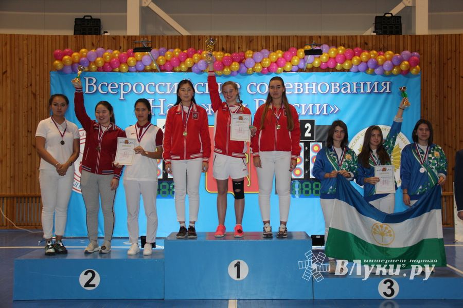 В Великих Луках завершились соревнования по стрельбе из лука «Надежды России» (ФОТО)