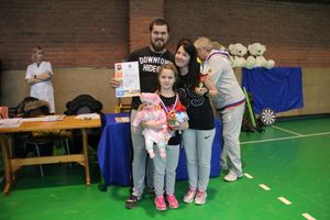 В Великих Луках прошли областные соревнования «Папа, мама, я - спортивная семья» (ФОТО)