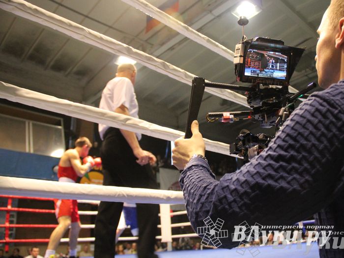 В Великих Луках состоялась матчевая встреча по боксу