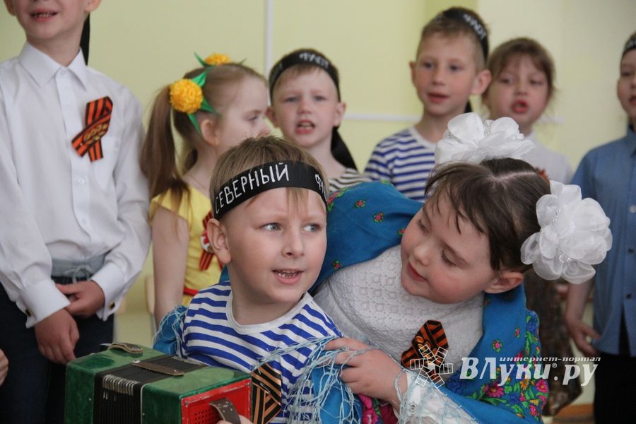 Стихи и песни о Великой Победе исполнили ребята детского сада №1