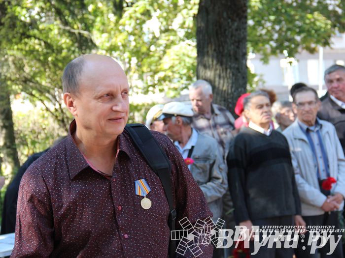 В Великих Луках воинов-интернационалистов наградили медалями