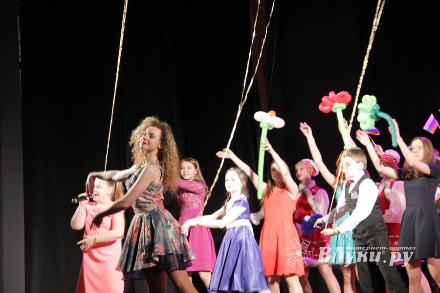 В Великих Луках выбрали «Ученика года» (фото)