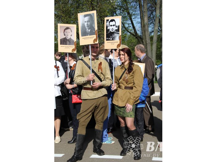 Парад Победы в Великих Луках (фото)