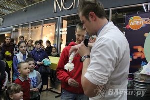 В ТЦ «Апельсин» прошла весенняя ночь распродаж