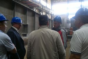 Сотрудники транспортного комитета оценили качество производства металлических изделий для путепровода в Великих Луках (ФОТО)