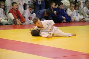 В Великих Луках прошли соревнования, посвященные памяти героев 6-й роты (ФОТО)