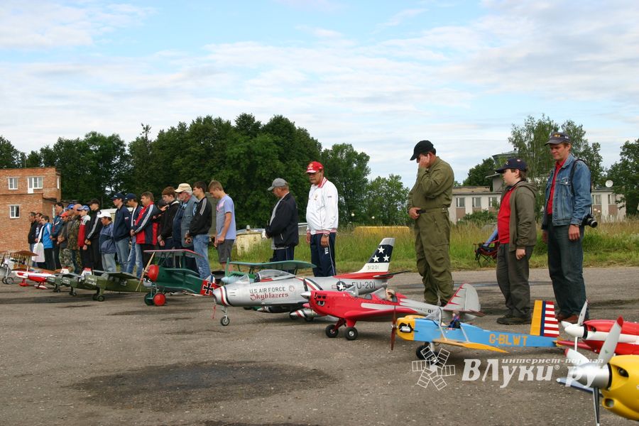 Торжественное открытие чемпионата авиамодельного спорта России состоялось