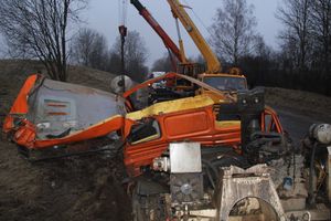 В районе деревни Булынино перевернулась бетономешалка (ФОТО)