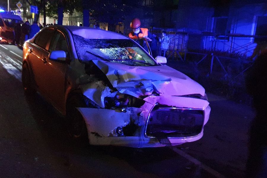 Вечернее ДТП на Октябрьском (ФОТО)