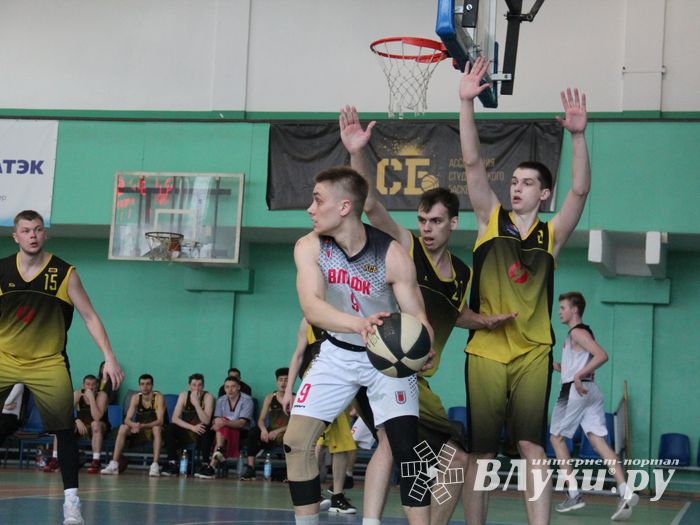 В Великих Луках прошли студенческие игры АСБ Лиги Белова (ФОТО)