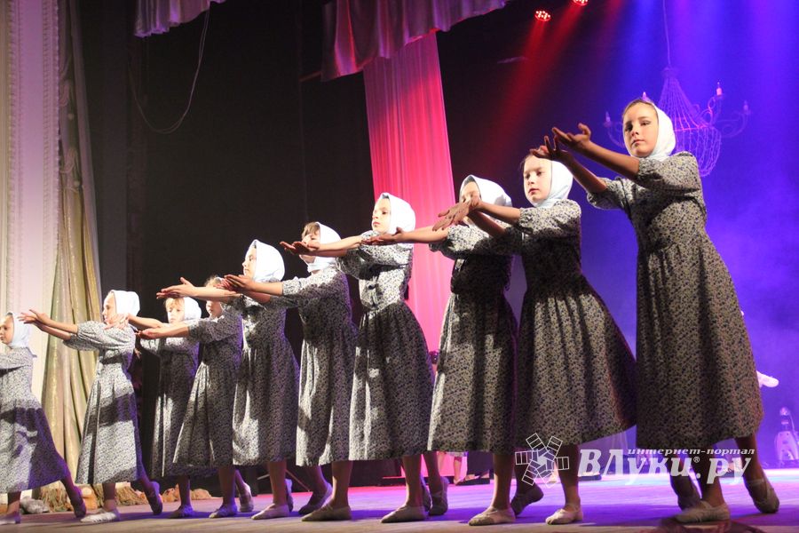 14 мая состоялся концерт хореографического коллектива «Созвездие» - «Бал» (ФОТО)