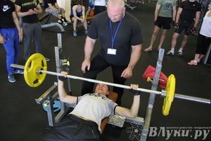 Народный жим в «С-Фитнес»