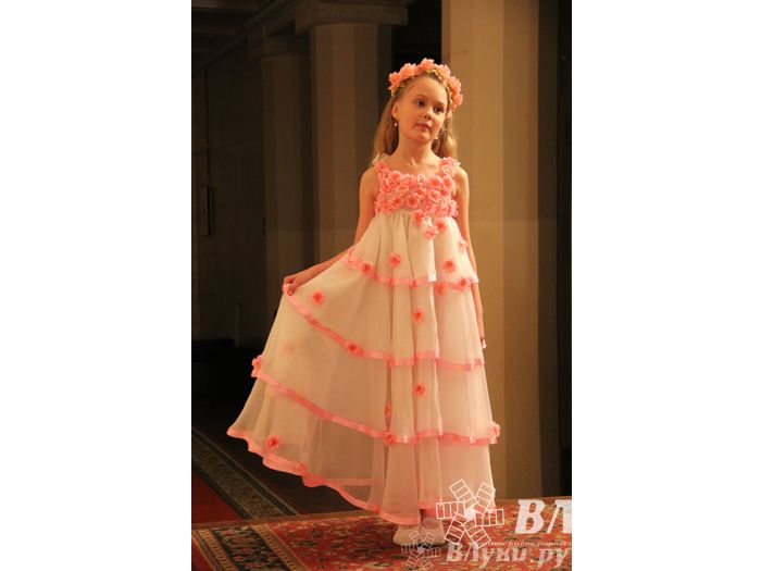 Фотосессия финалисток конкурса «Маленькая красавица Великие Луки 2014»