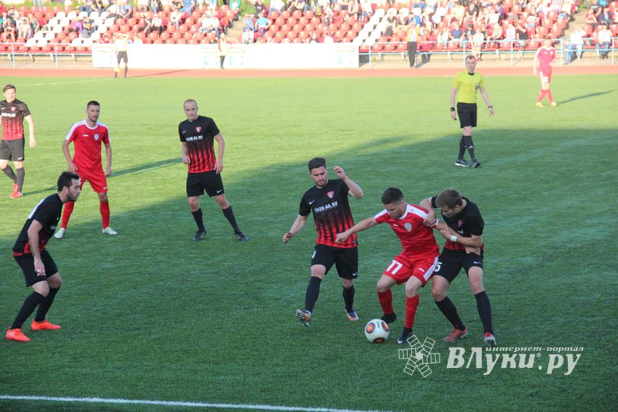 Футбол (ФОТО)