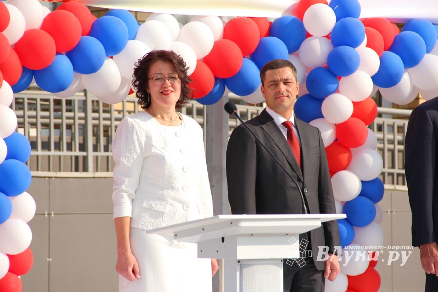 В Великих Луках открыли новый корпус школы №6 (ФОТО)