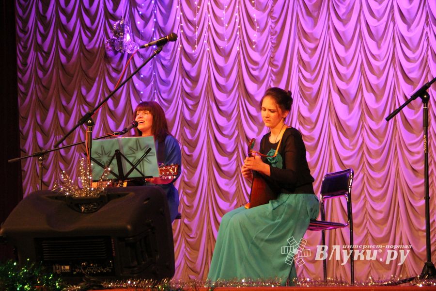 В Великих Луках состоялся праздничный концерт «В Светлый праздник Рождества» 