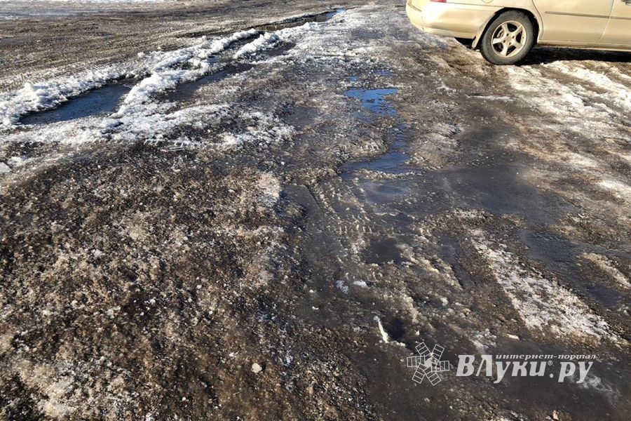 Новая речка появилась в Великих Лука (ФОТО; ВИДЕО)