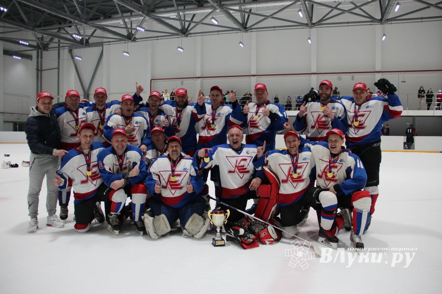 Великолучане уступили красногородцам поездку в Сочи (ФОТО)