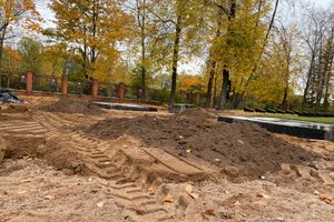 Продолжается реконструкция воинского мемориала (ФОТО)