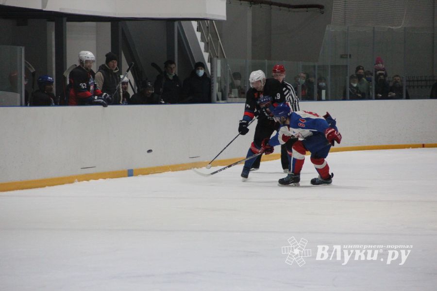 Великолучане уступили красногородцам поездку в Сочи (ФОТО)