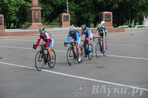 Гонка-критериум по велосипедному спорту