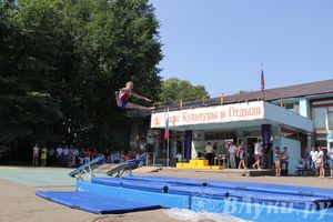 В Великих Луках отметили День физкультурника