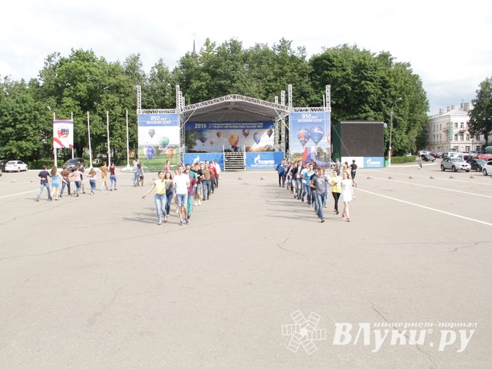 Репетиция вальса