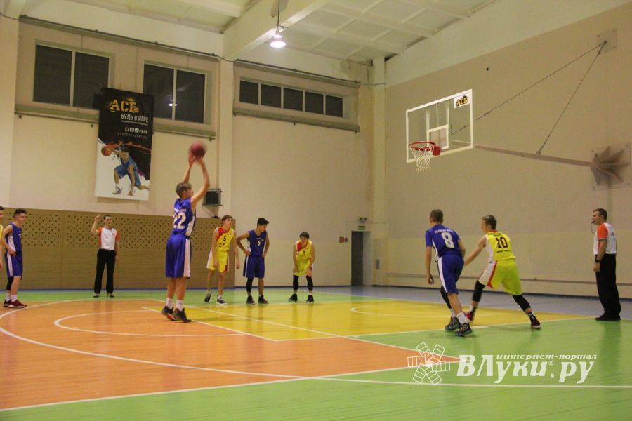 Великолукские баскетболисты сразятся за золото Международного турнира (ФОТО) (0+)